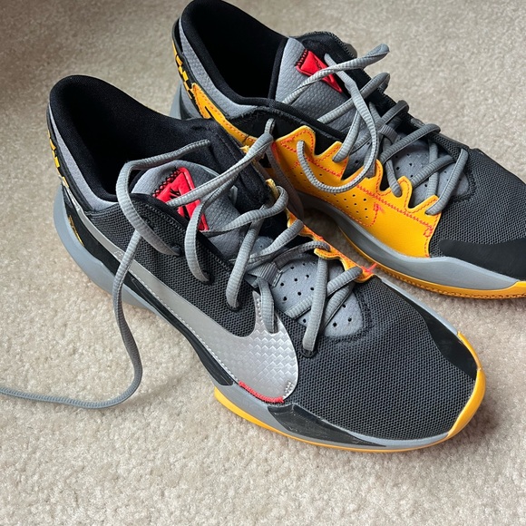 Men’s Greek freak Nike Air Zoom: Size 9 Brand New! - Picture 3 of 5